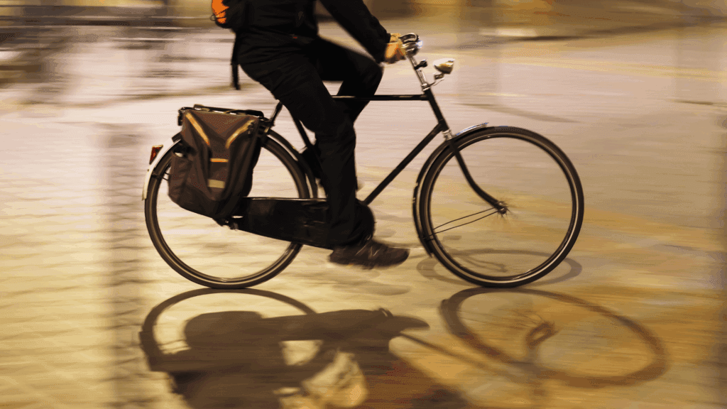 Cycling Tips for Commuting in Winter - Pure Sports Medicine